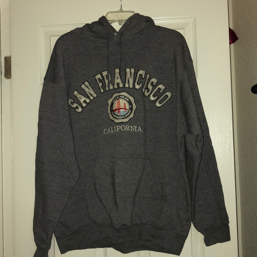 Sweatshirt